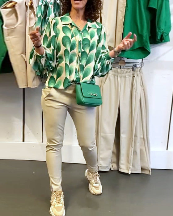 Grøn skjorte med print