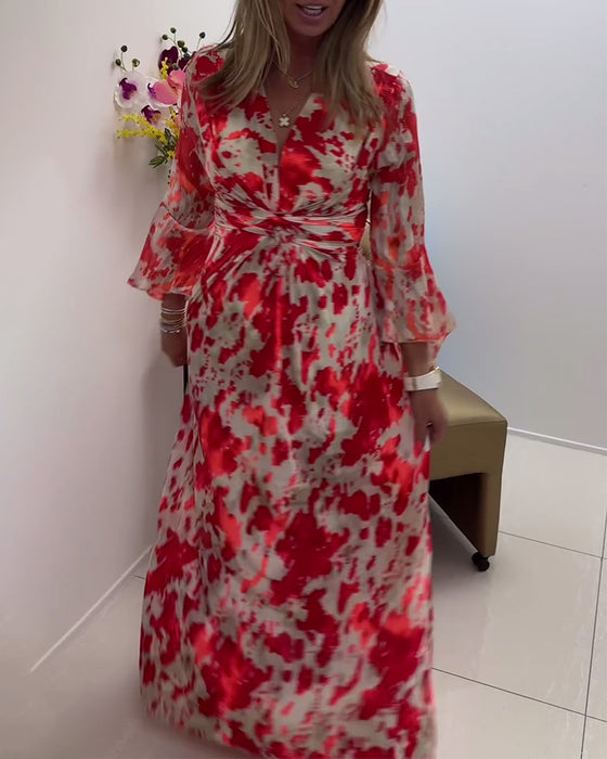 Stilfuld lang kjole med vide ærmer