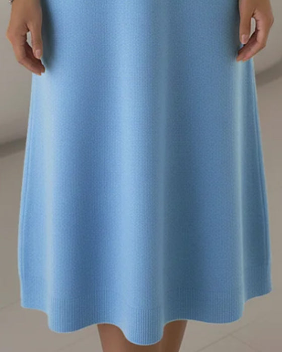 Moderigtig Kjole Med Knapper Og Revers