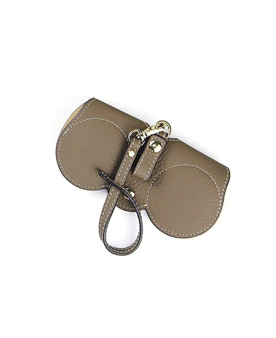 Stilfuldt solbrilleetui