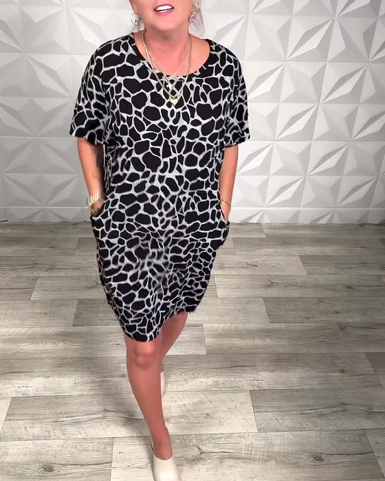 Kjole afslappet med print og rund hals