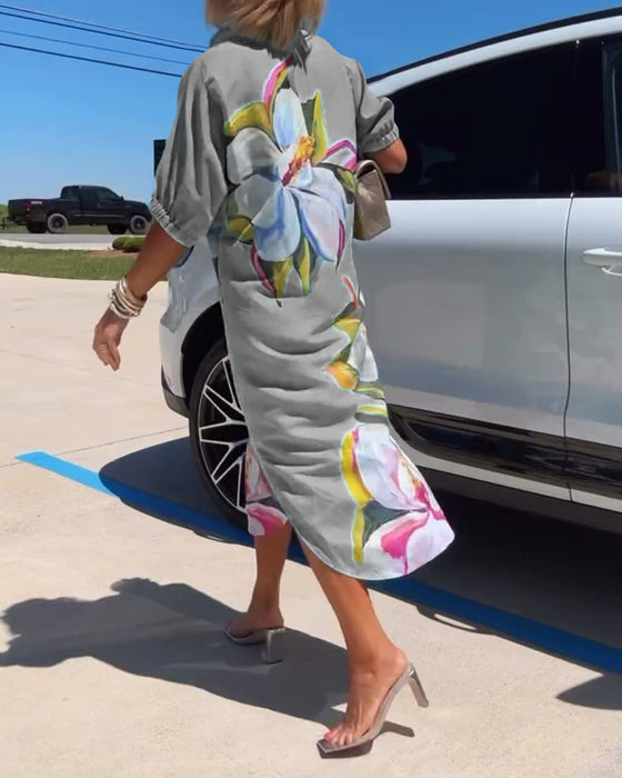 Kjole i løs pasform med stort blomstermotiv