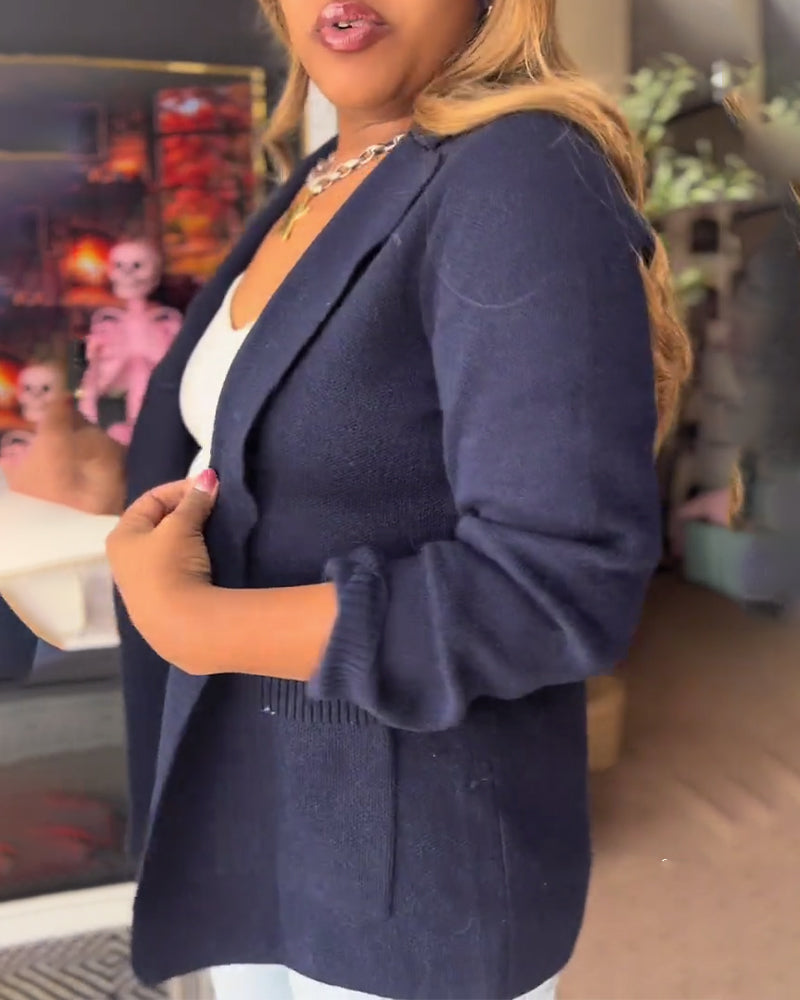 Cardigan komfortabel ensfarvet med lomme