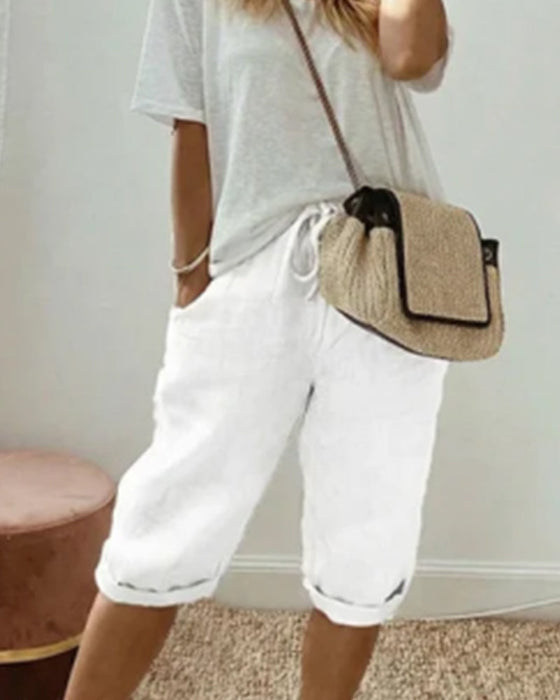Ensfarvet behagelige bermudashorts med snøre