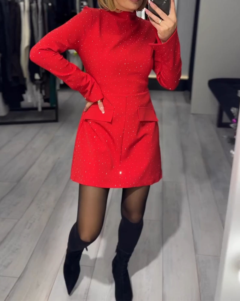 Elegant Kjole Med Diskret Glitre