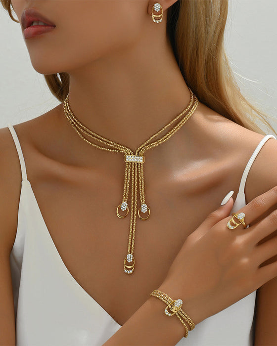 Enkelt smykkesæt | Halskæde, øreringe og håndsmykker