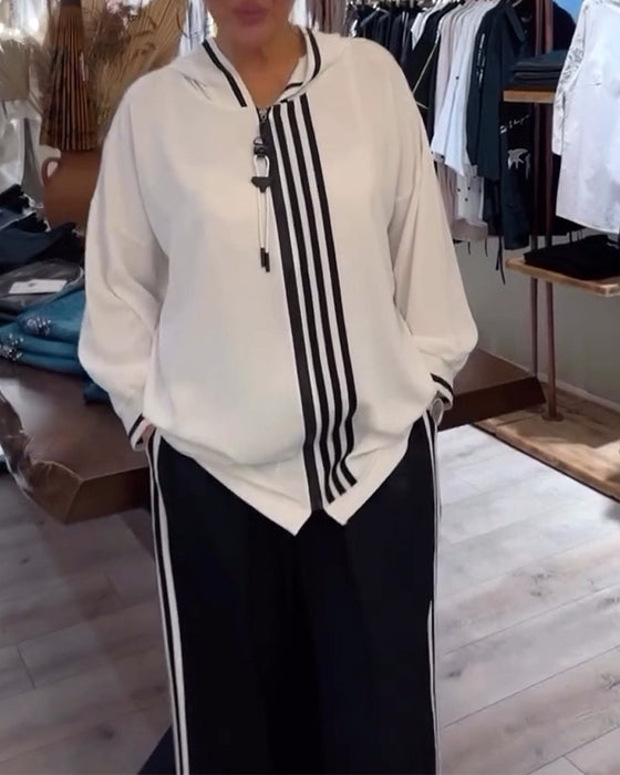 To-delt sæt | Hættetrøje og bukser med kontrasterende striber