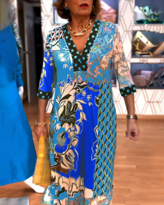 V-hals Kjole Med Vintage Print Og Spalte-Design