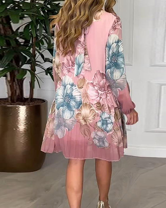 Kjole Med Elegante Puffermerker, Fløjter Og Mønstre