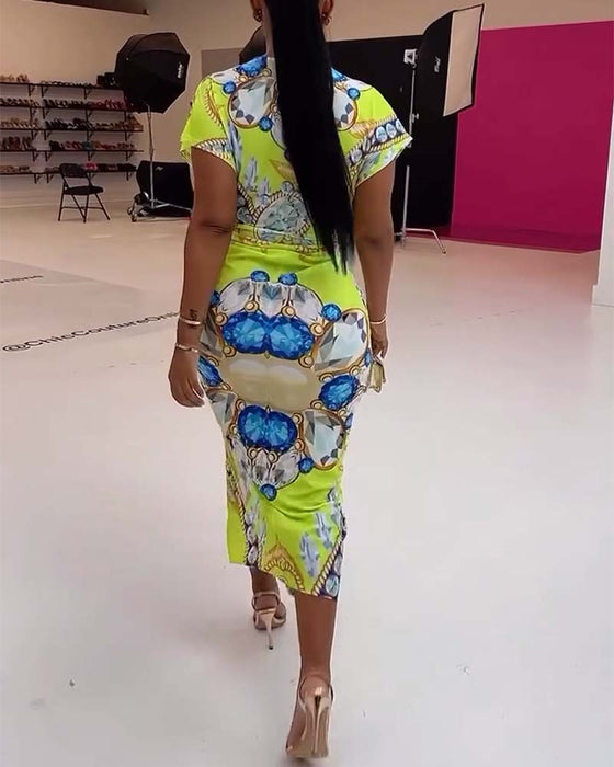 Gul slim fit kjole med print