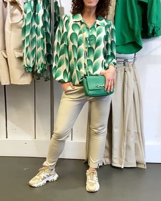 Grøn skjorte med print