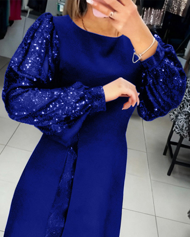 Elegant Kjole Med Puffærmer Og Patchworkdetaljer