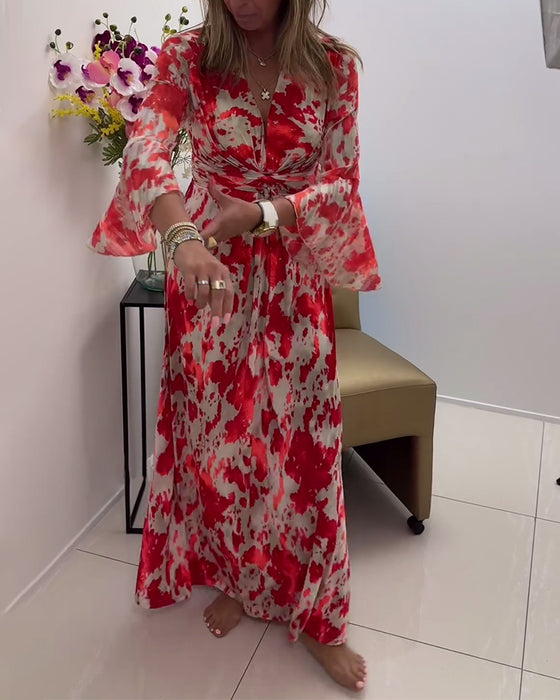 Stilfuld lang kjole med vide ærmer