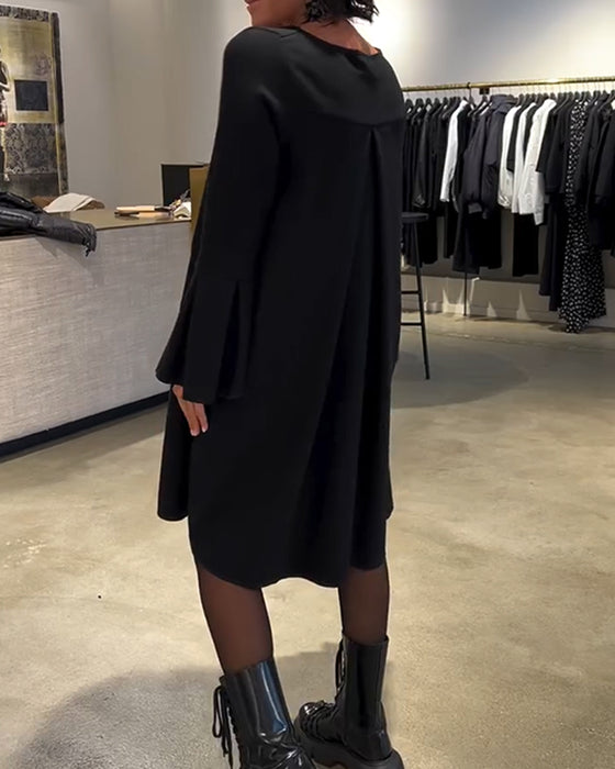 Kjole Ensfarvet Klokkeærme Rynket