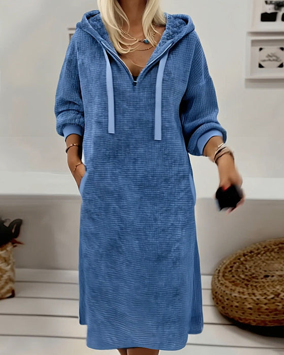 Kjole Af Fleece I Vaflestrik Med Hætte