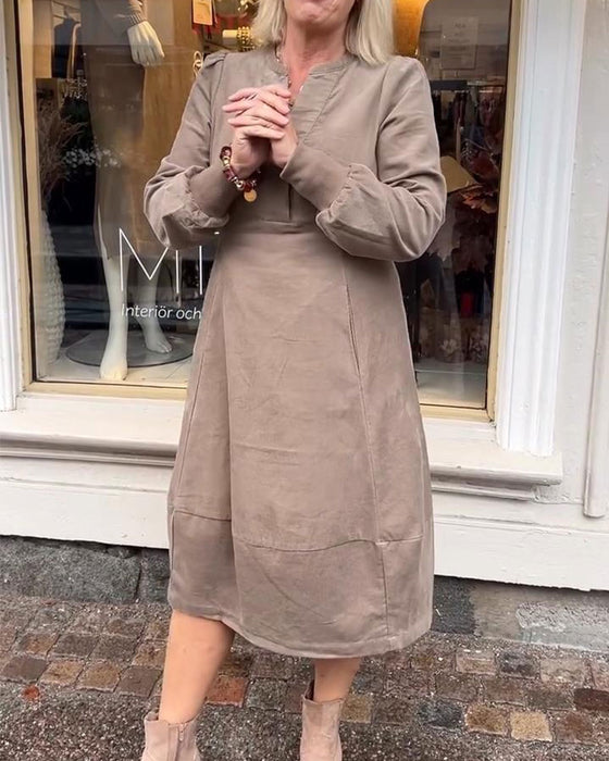 Kjole afslappet retro med lange ærmer