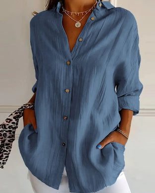 Langærmet blå skjorte