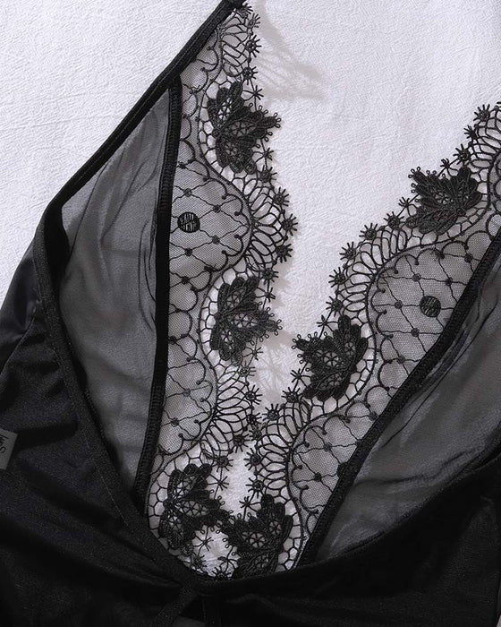 Gennemsigtig Rygfri One-Piece Undertøj Med Udskæringer