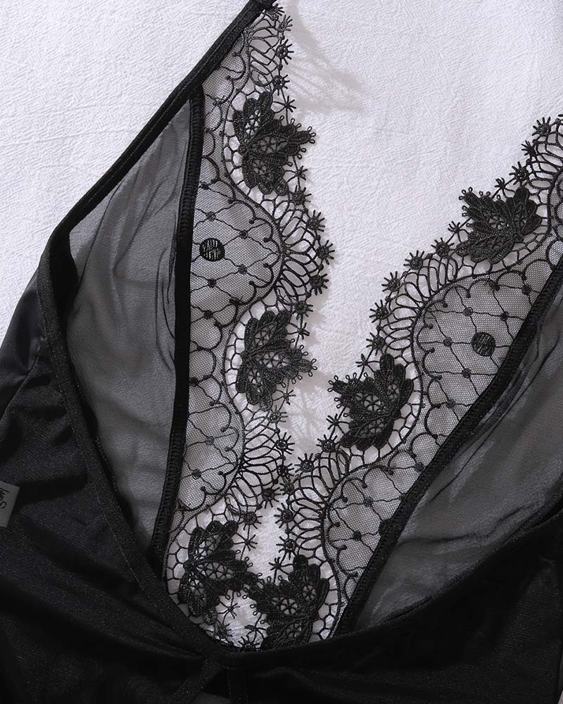 Gennemsigtig Rygfri One-Piece Undertøj Med Udskæringer