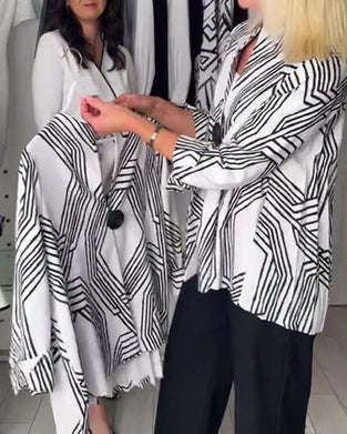 Plisseret afslappet top med kontrastprint