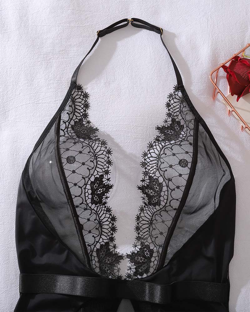 Gennemsigtig Rygfri One-Piece Undertøj Med Udskæringer