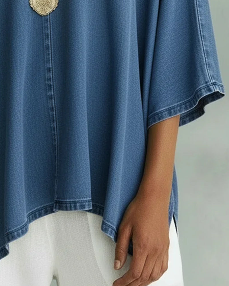 Bluse I Løs Denim Med Asymmetrisk V-Hals