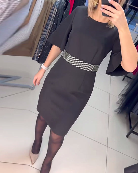 Kjole Rund Hals Udsvingende Halværme Talje