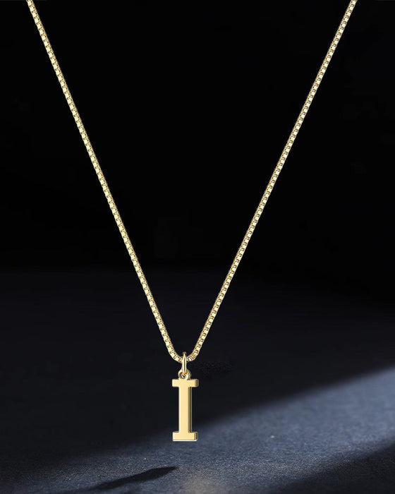 Udsøgt og elegant halskæde (26 bogstavsvarianter)