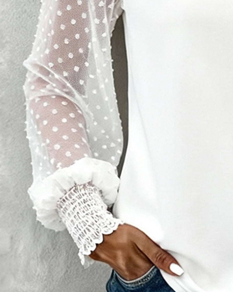 Ensfarvet Bluse Med Lanternearmer Og Patchworkdetaljer