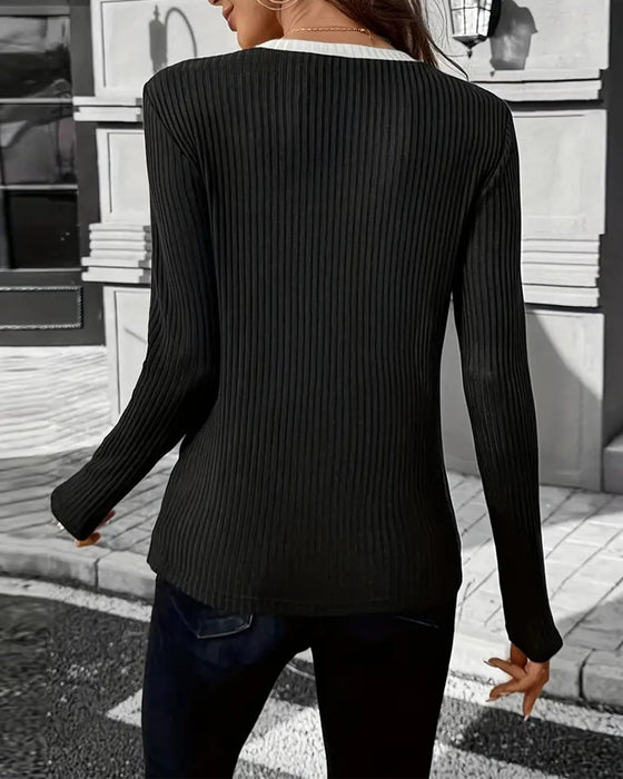 T-shirt med rund hals og afslappet design