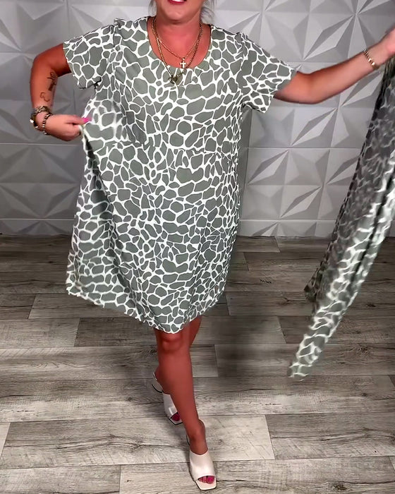 Kjole afslappet med print og rund hals