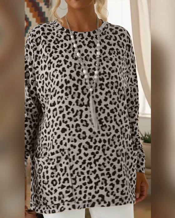Topp Med Leopardtryk Og Rund Hals