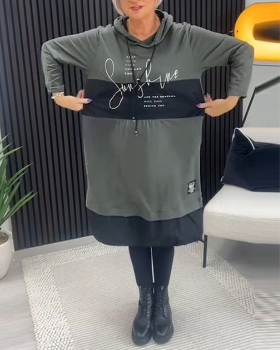 Afslappet hættekjole med skift