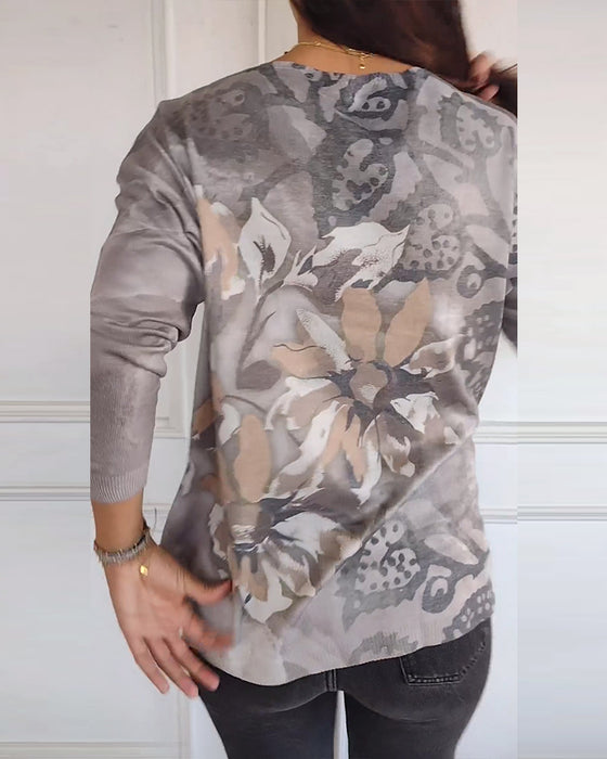 Langærmet blomstertop med V-hals