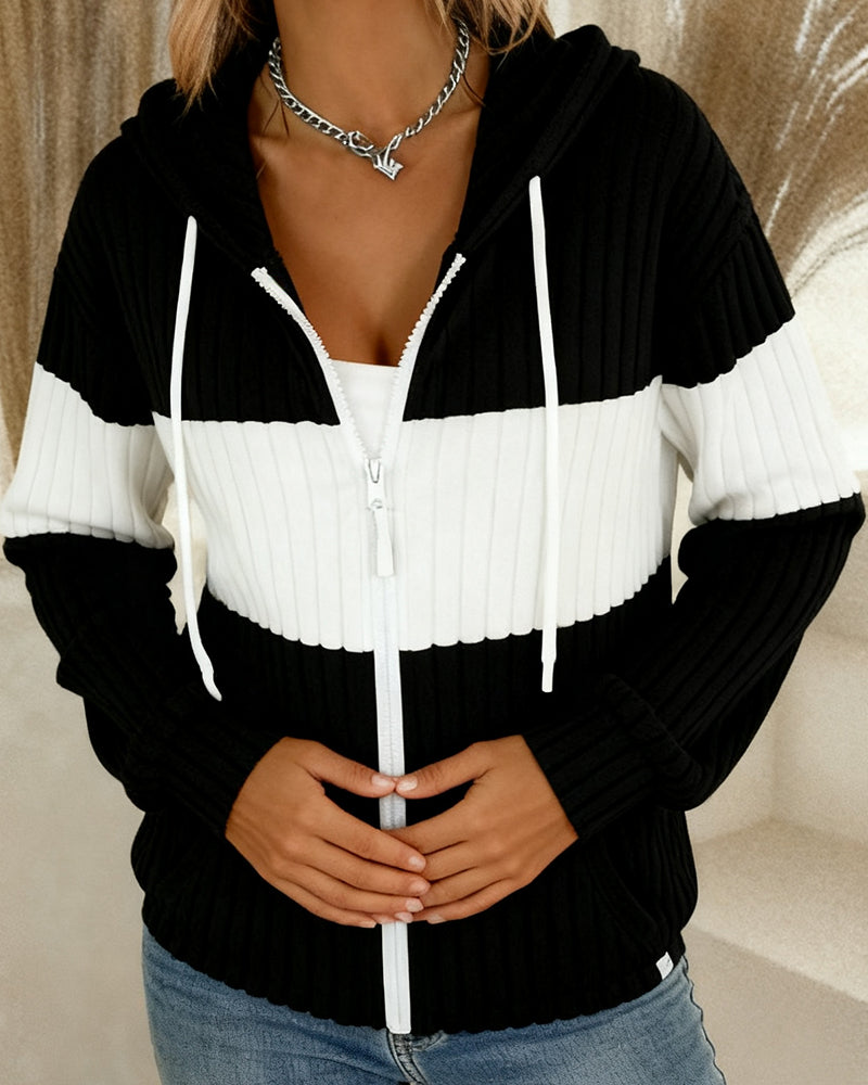 Farveblokeret Frakke Med Hætte Og Lynlås