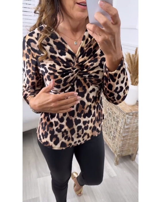 Leopardprint bluse med knudedesign