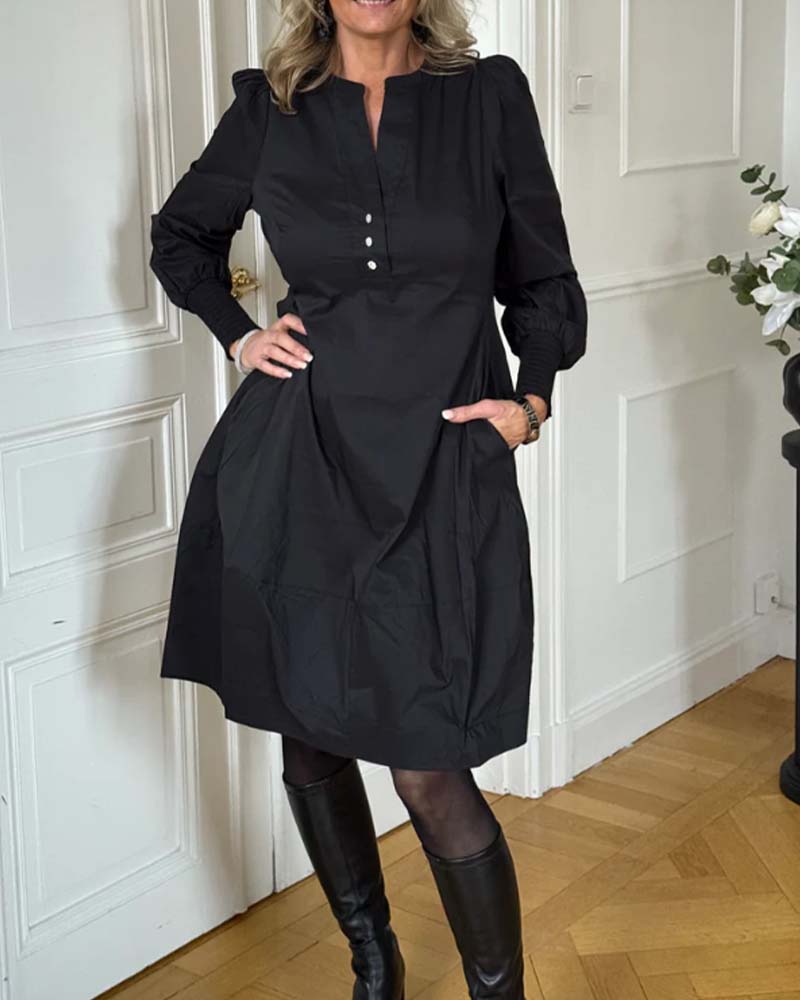 Modekjole Med V-Halslinje Og Stilig Textur