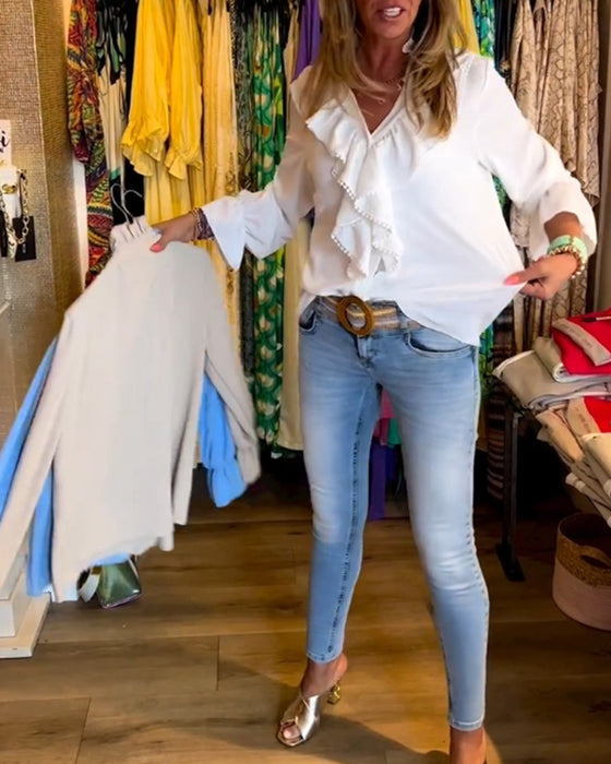 Hvid designerbluse med flæser