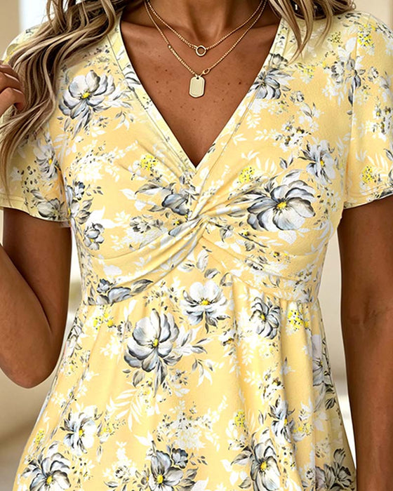 T-Shirt V-Hals Twist Blomstrende Kort Ærme