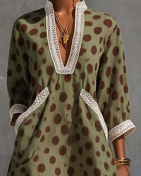 Kjole V-Hals Polka Dot Lomme