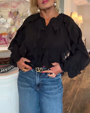 Luftig Ensfarvet Skjorte Med Flæser