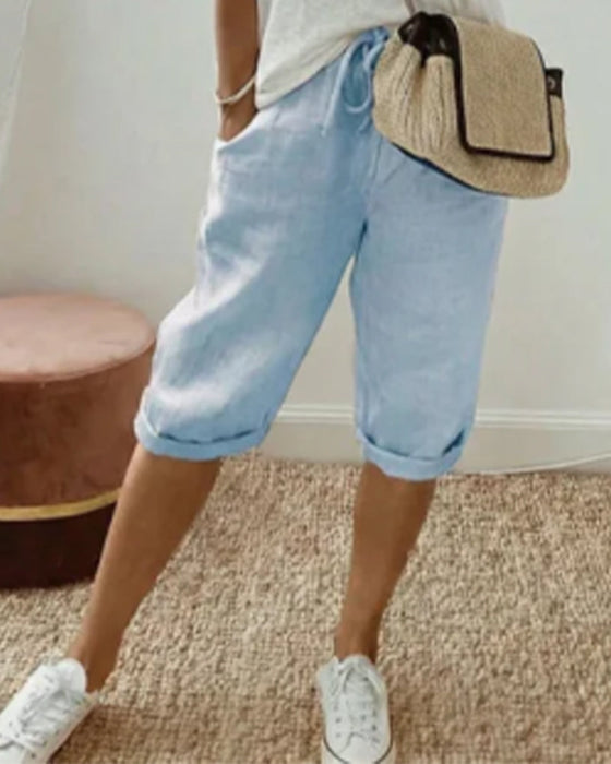 Ensfarvet behagelige bermudashorts med snøre
