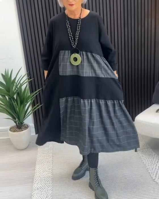 Sort-grå kjole med farveblok