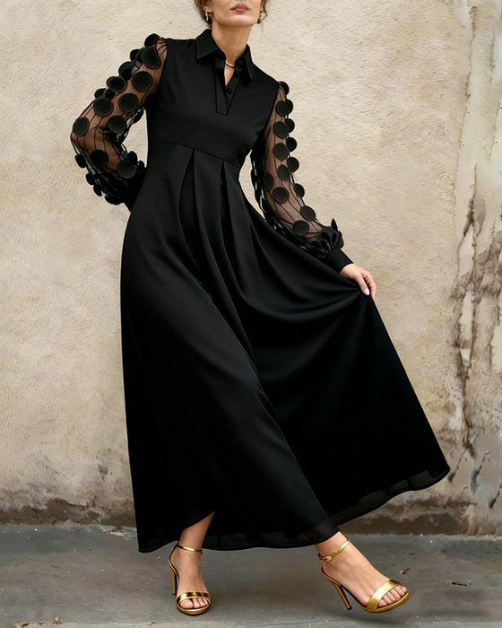 Elegant Kjole Med Moderne V-Hals