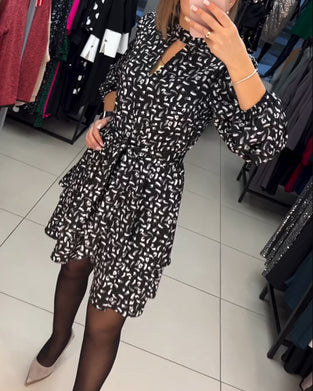 Elegantmønstret festkjole