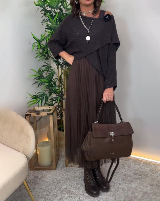 Set Med Elegant Stil, Asymmetrisk Pullover Och Spetsrok