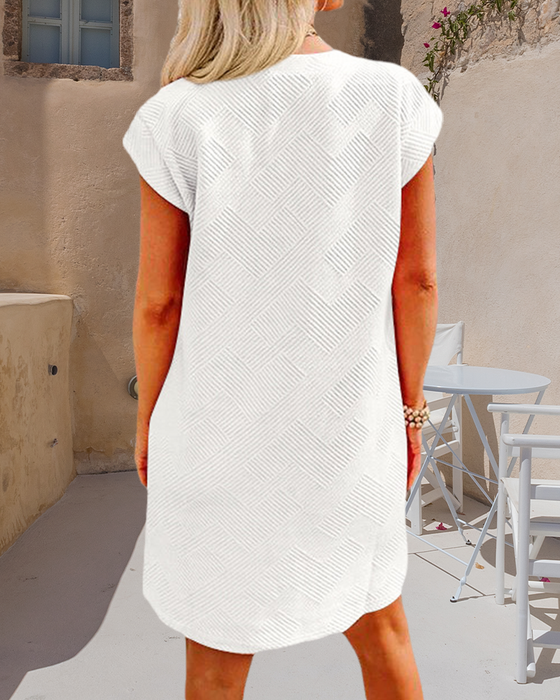 Kortærmet kjole med rund hals