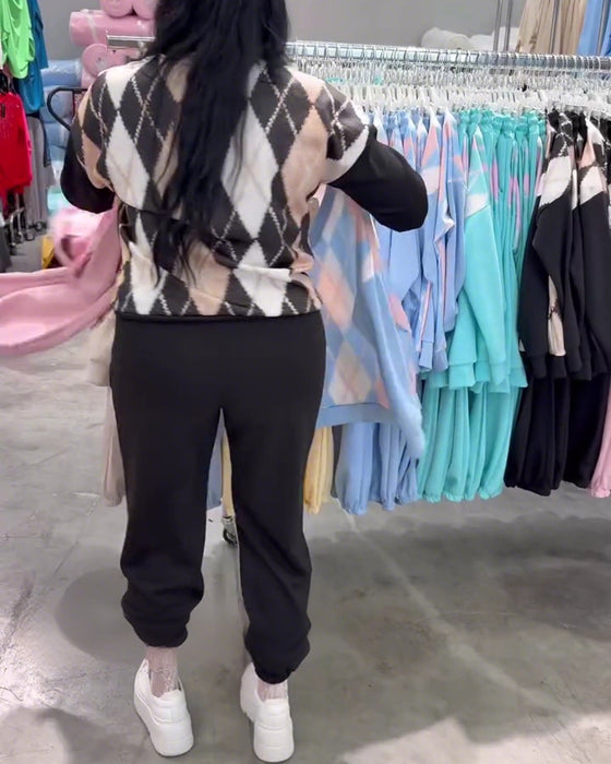 Todelt Sæt Med Rombemønstret Top Og Bukser