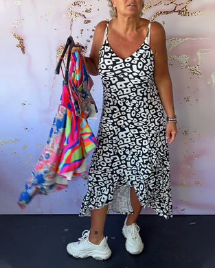 Sommerkjole med spaghetti-stropper og print