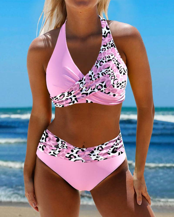 Halterneck bikini med delvist leopardprint